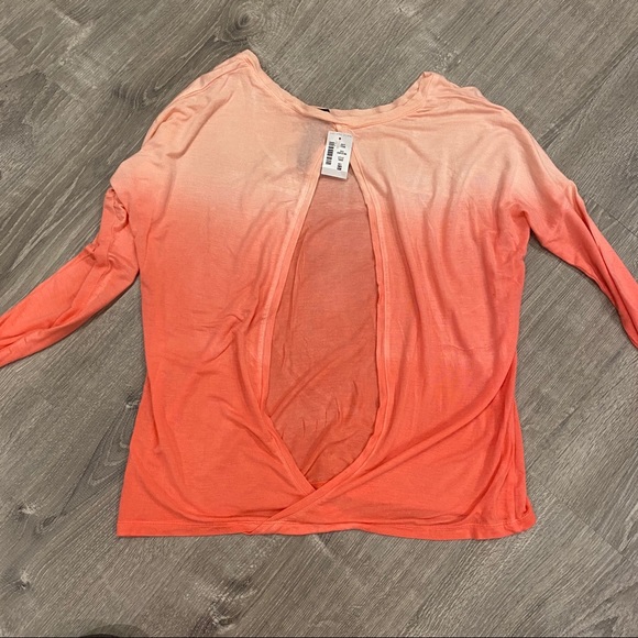 Aeropostale open back top S NWT - Picture 2 of 2